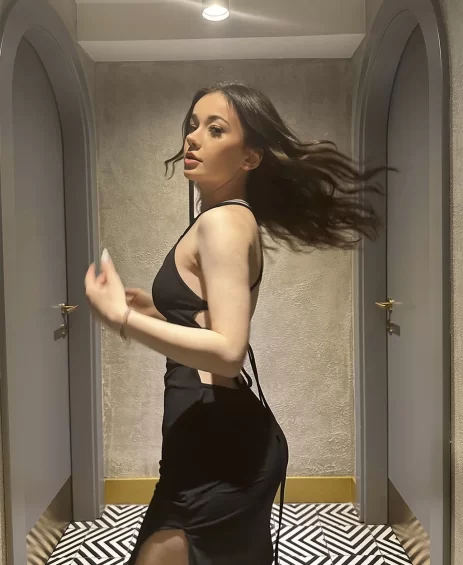 Amy Yırtmaçlı Elbise