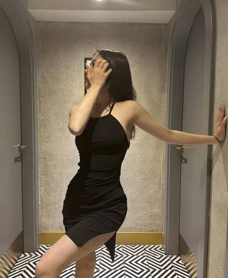 Amy Yırtmaçlı Elbise