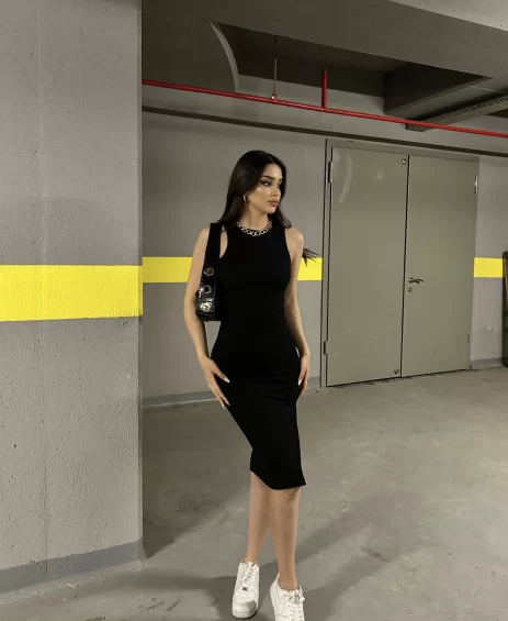 Kaşkorse Yırtmaçlı Elbise