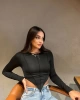 Dikiş Detaylı Asimetrik Crop
