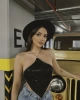 Payetli Sırt Dekolte Crop