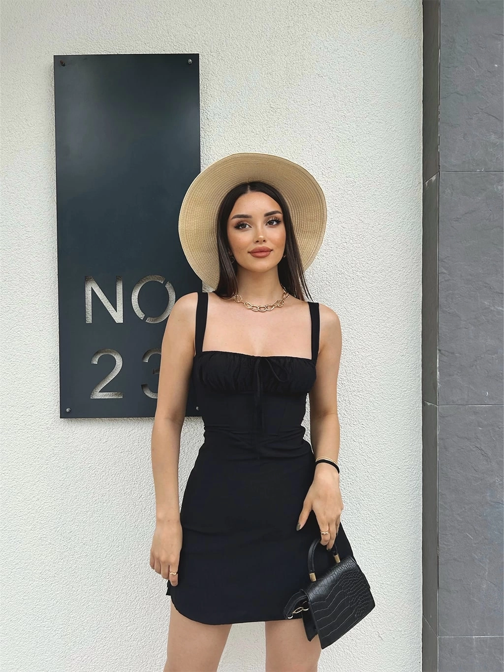 Askılı Ayrobin Elbise