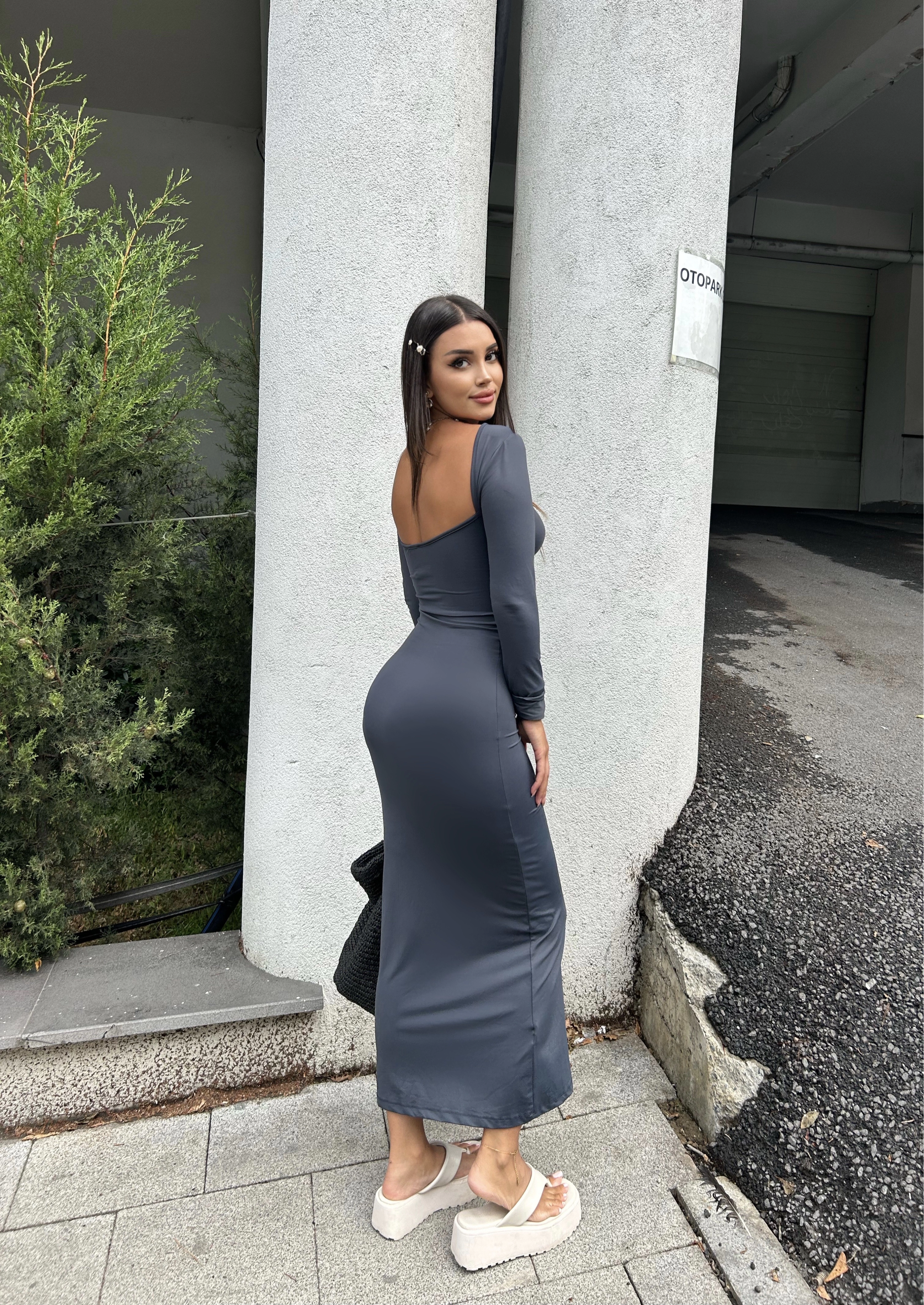 Sırt Dekolteli Basic Sandy Elbise