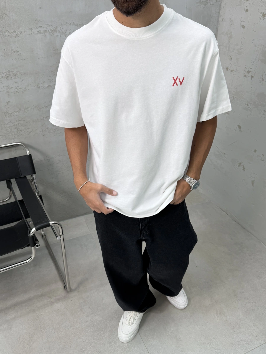 XV Beyaz Baskılı Oversize T-Shirt