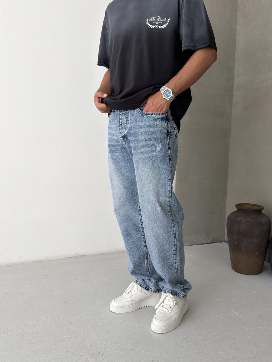 Mavi Yırtık Detay Regular Baggy Jean