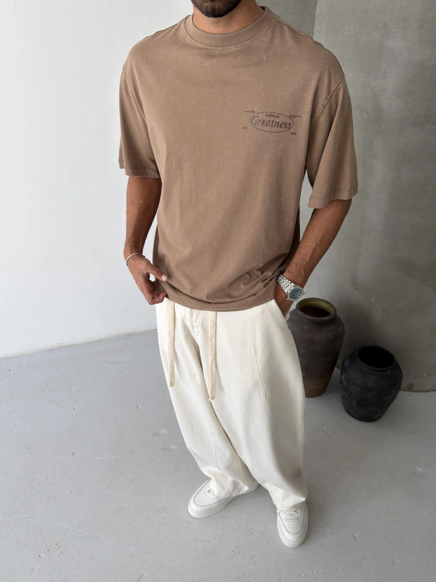 Kahve Yıkamalı Greatness Oversize T-shirt