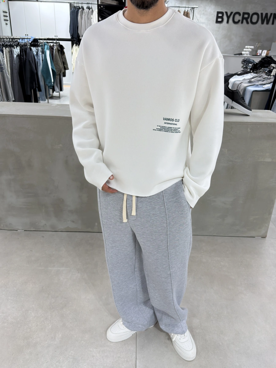 Beyaz Yıkamalı Oversıze Sweat