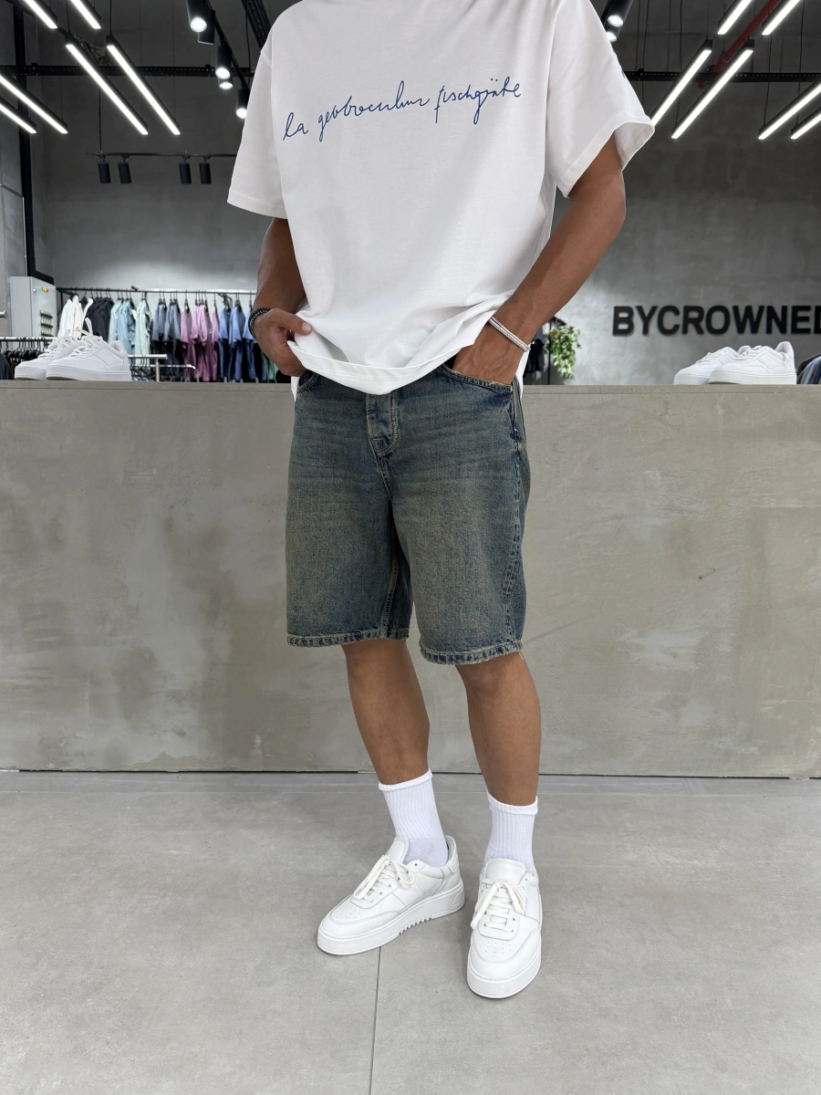 Mavi Yıkamalı Effect Denim Şort