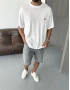 Beyaz Minimal Motor Baskılı Oversize T-Shirt