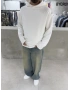 Beyaz 08 Sırt Baskılı Sweatshirt