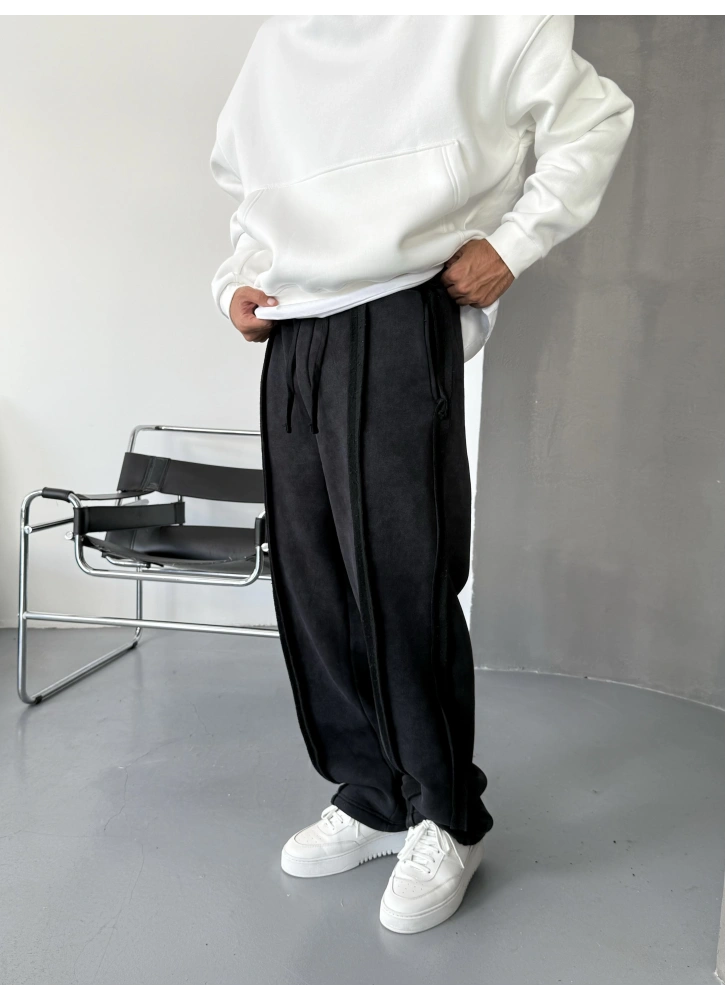 Siyah Yıkamalı Çizgi Detay Baggy Eşofman