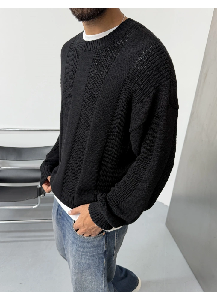 Siyah Şerit Detay Oversize Triko Kazak