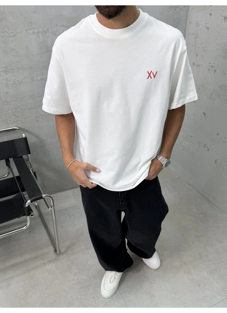 XV Beyaz Baskılı Oversize T-Shirt