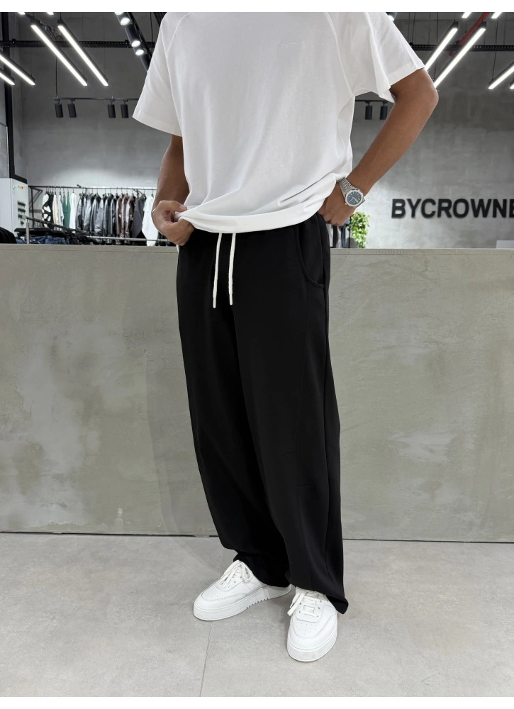 Siyah Yıkamalı Etiket Bol Kalıp Eşofman