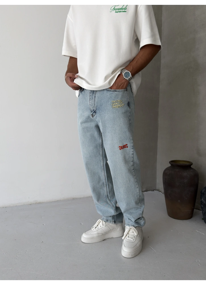 Buz Mavi Cebi Nakışlı Baggy Jean