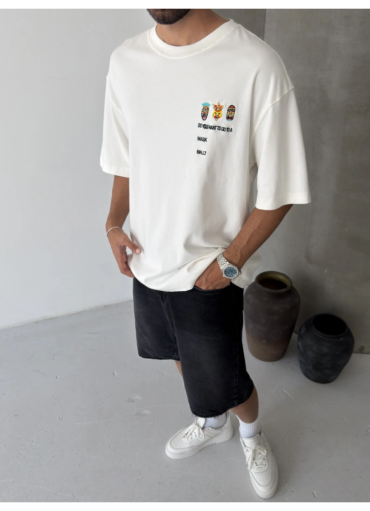 Beyaz Mask Baskılı Oversize T-shirt