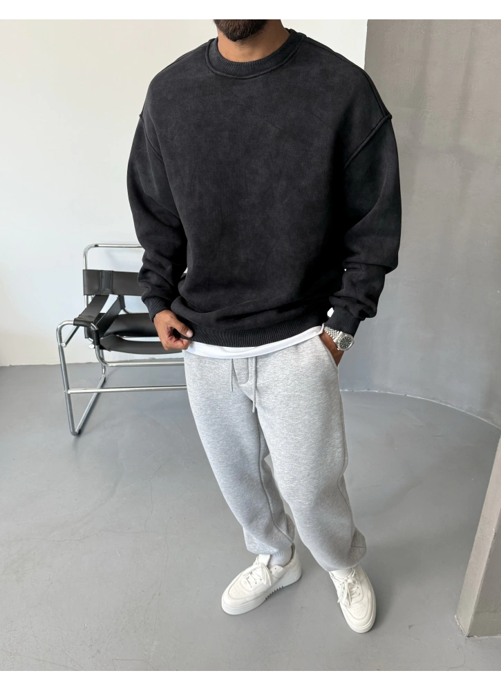 Siyah Bisiklet Yaka Yıkamalı Sweat