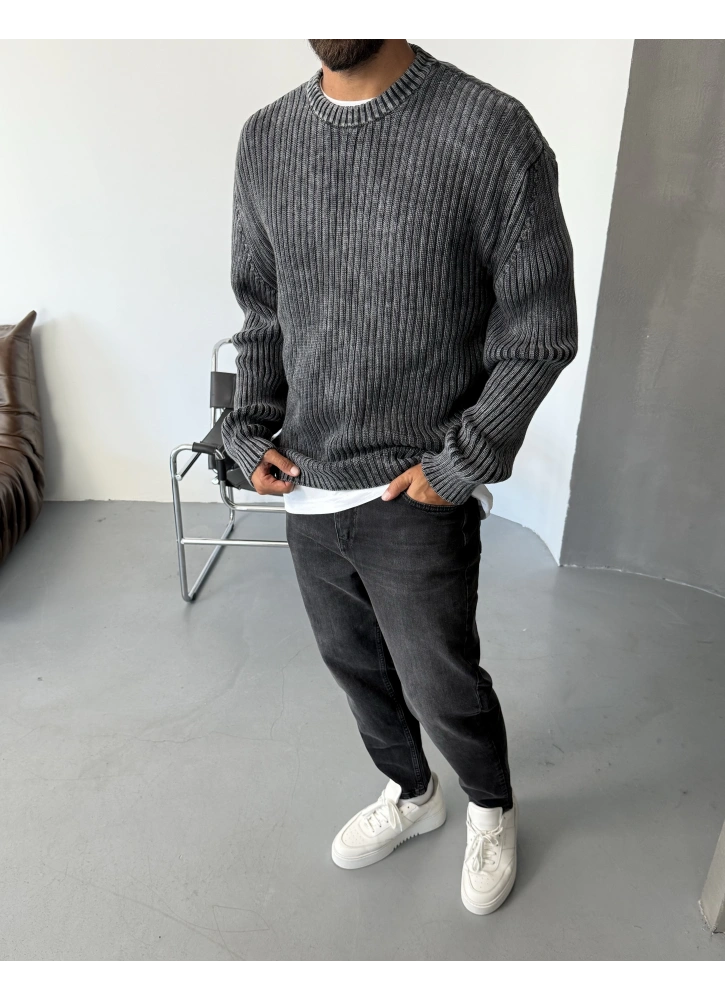 Antrasit Yıkama Efektli Triko Kazak