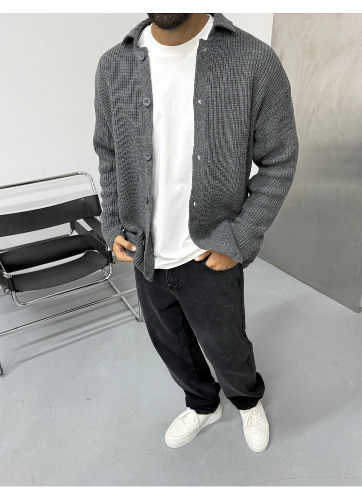 Gri Örme Düğmeli Oversize Hırka