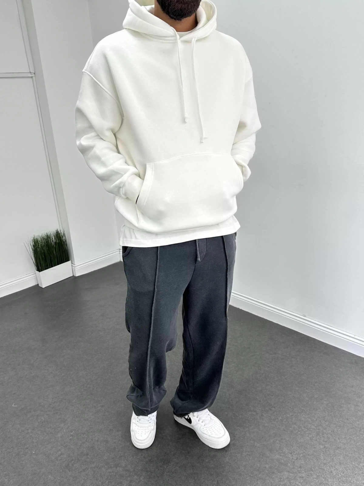 Beyaz Oversize Basic Kapişonlu Sweat