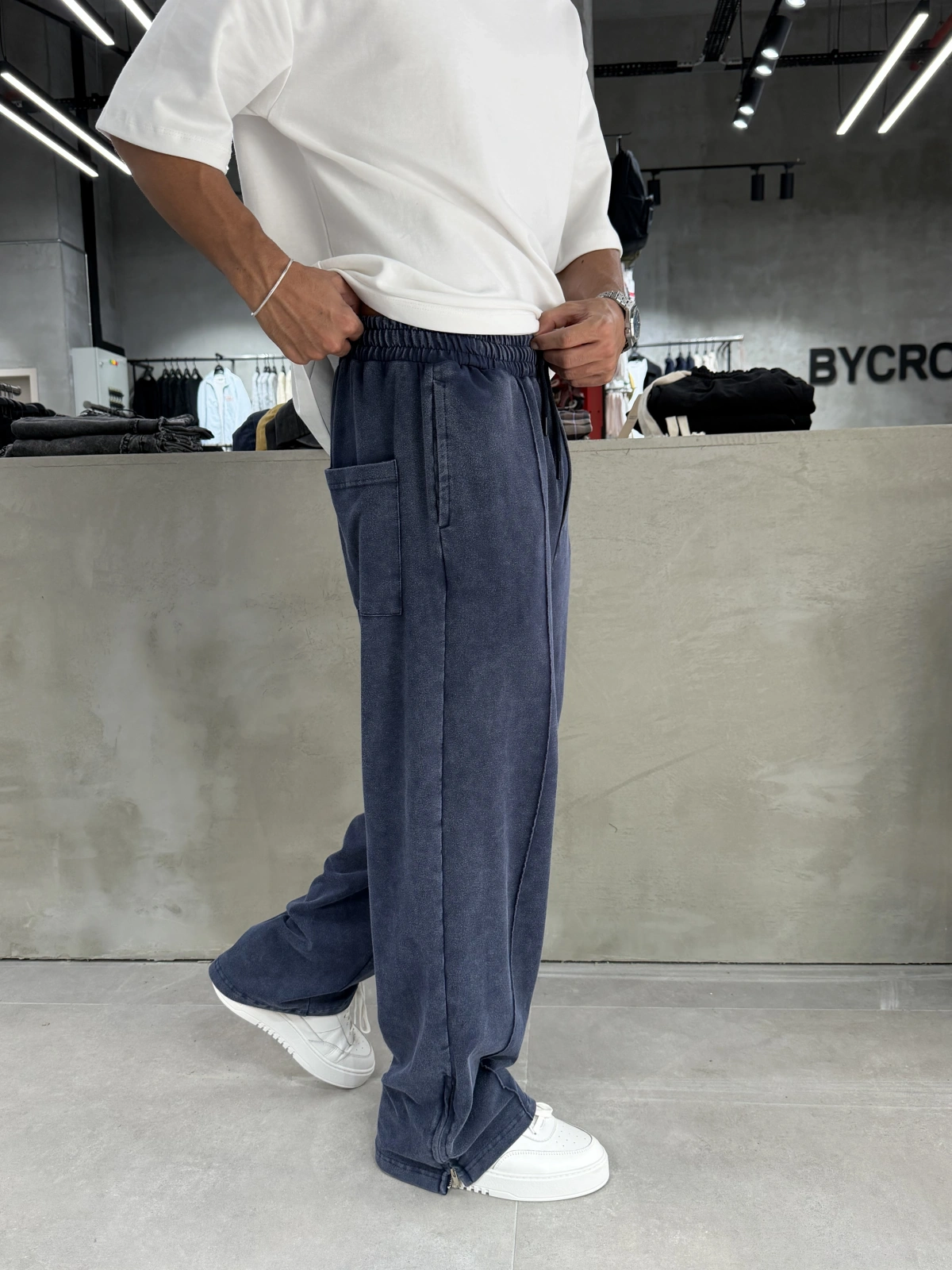 Lacivert Yıkamalı Paça Fermuar Detay Baggy Eşofman