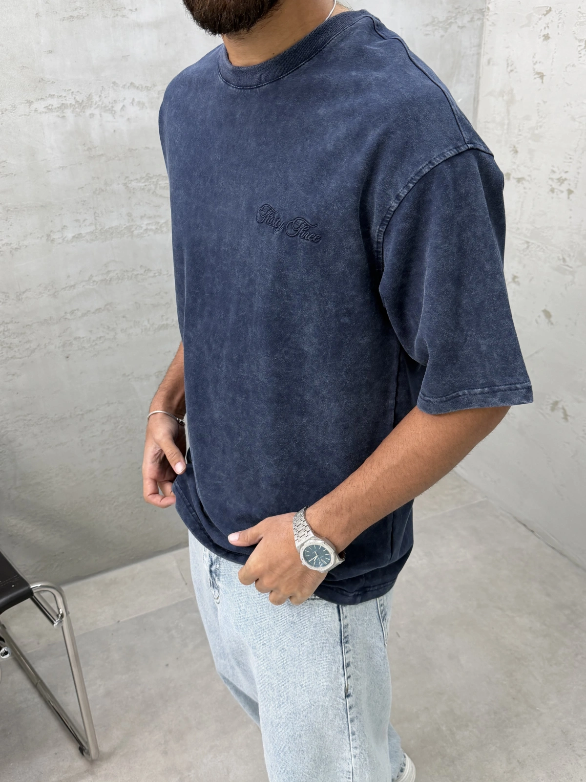 Lacivert Yıkamalı 33 İşlemeli Oversize T-Shirt