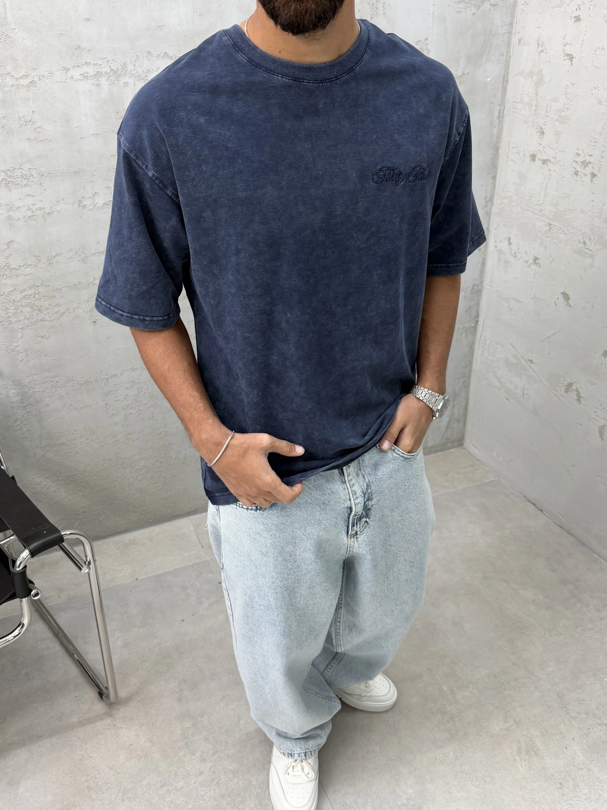 Lacivert Yıkamalı 33 İşlemeli Oversize T-Shirt