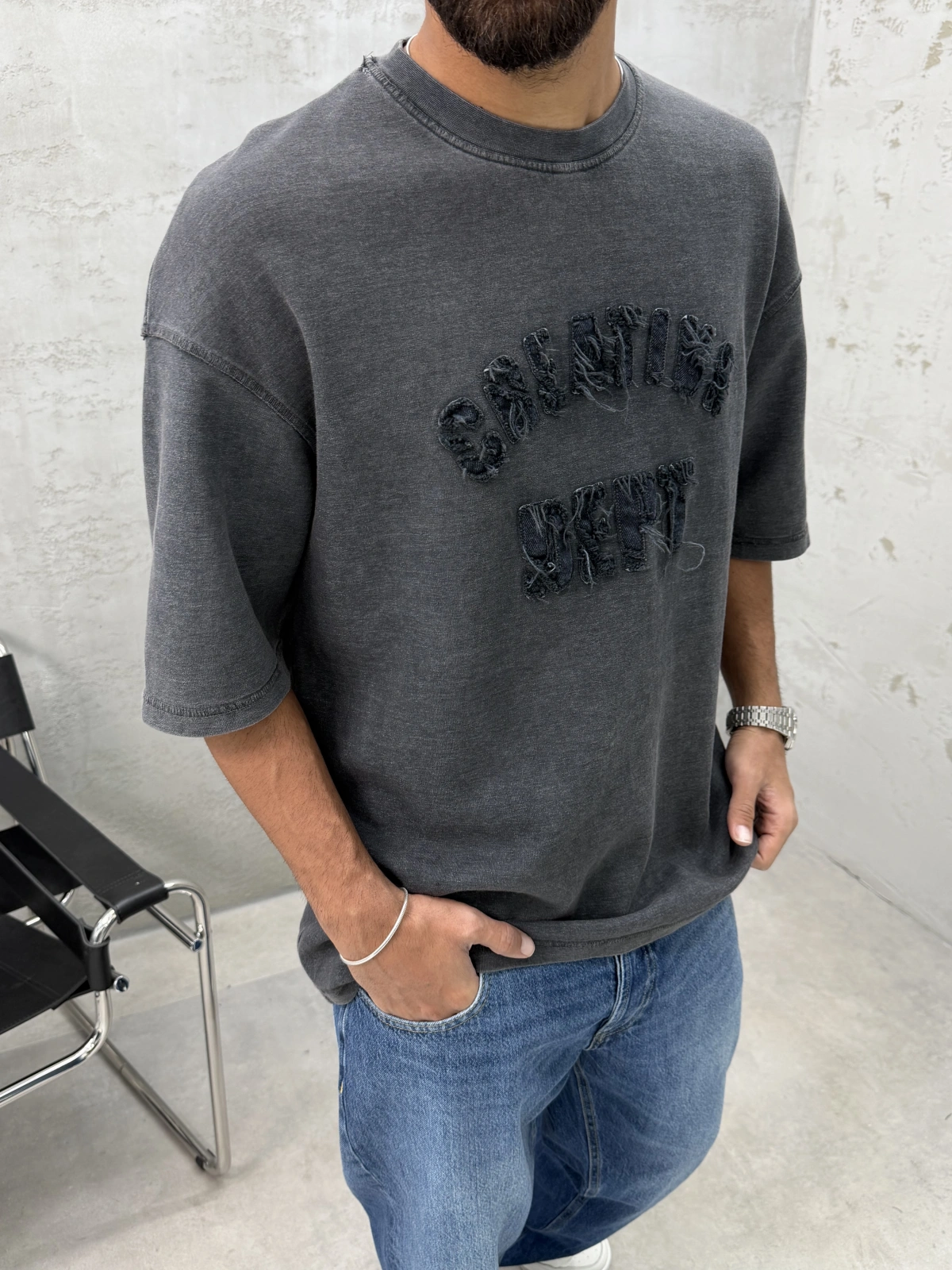 Antrasit Yıkamalı Denim Kabartmalı Oversize T-Shirt