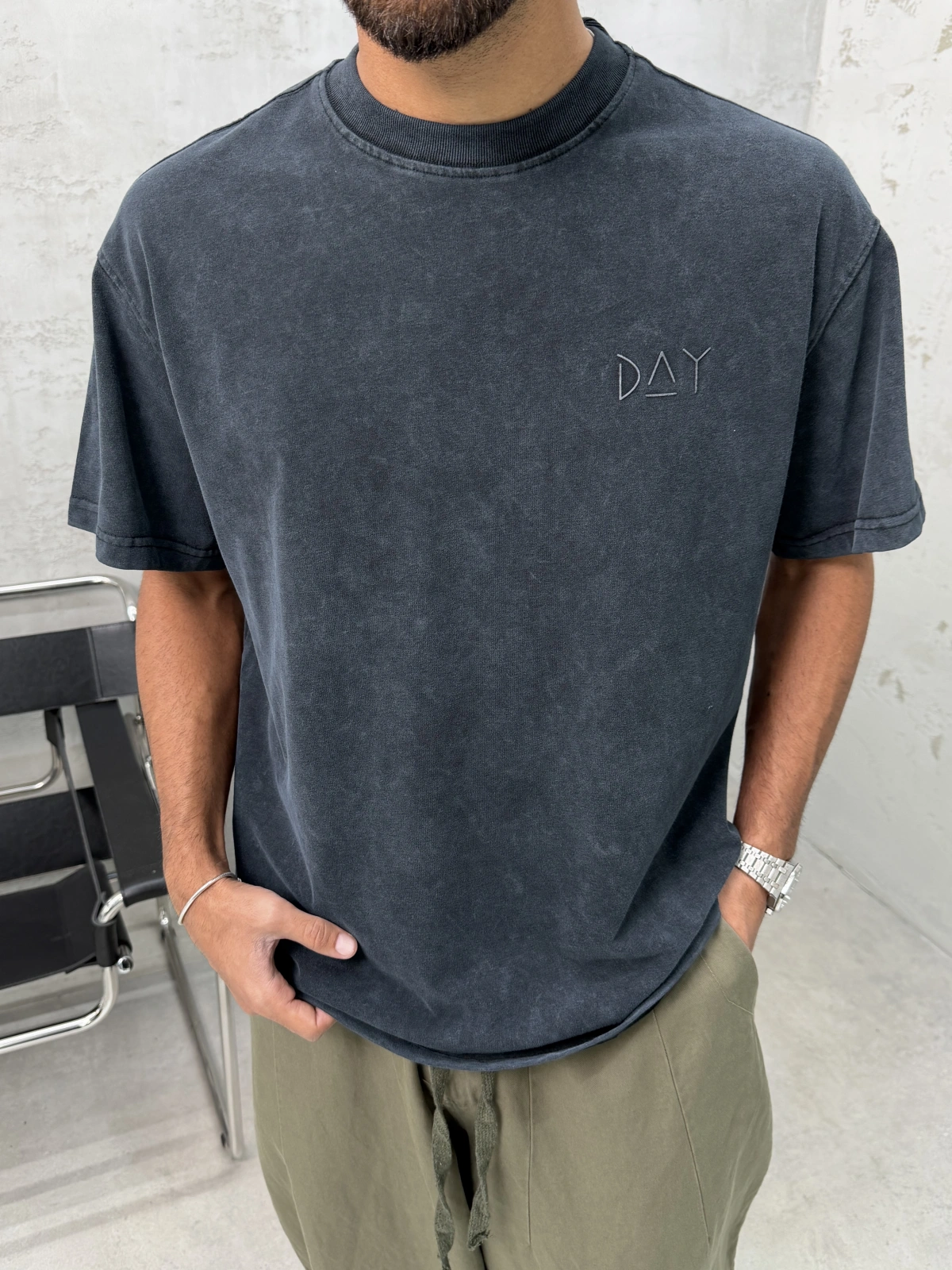 Day Siyah Yıkamalı Oversize T-Shirt