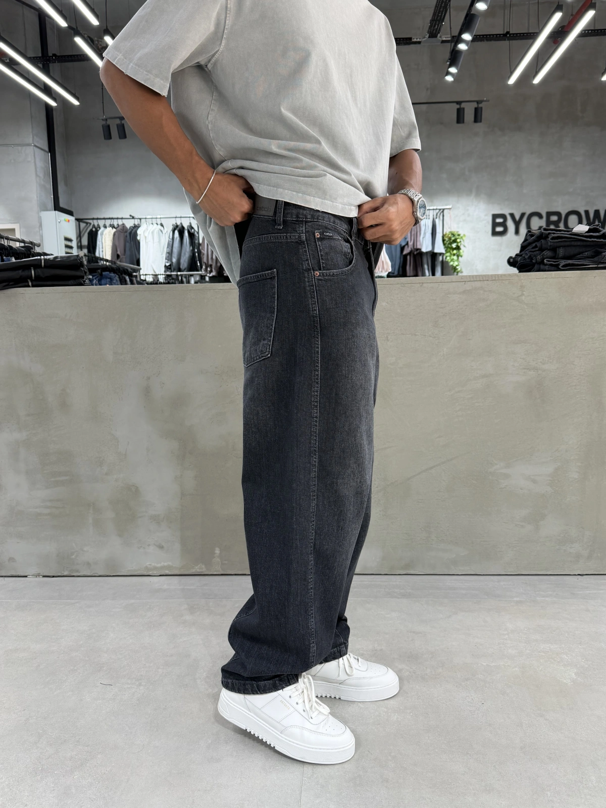 Eskitme Siyah Çizgi Detay Baggy Jean
