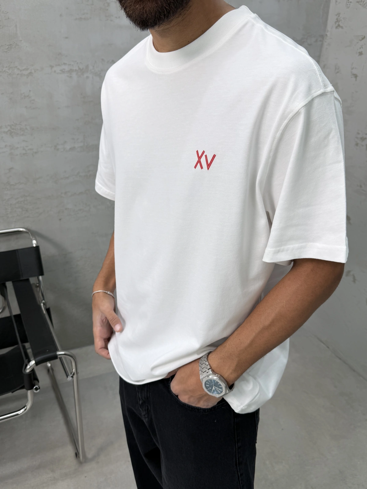XV Beyaz Baskılı Oversize T-Shirt