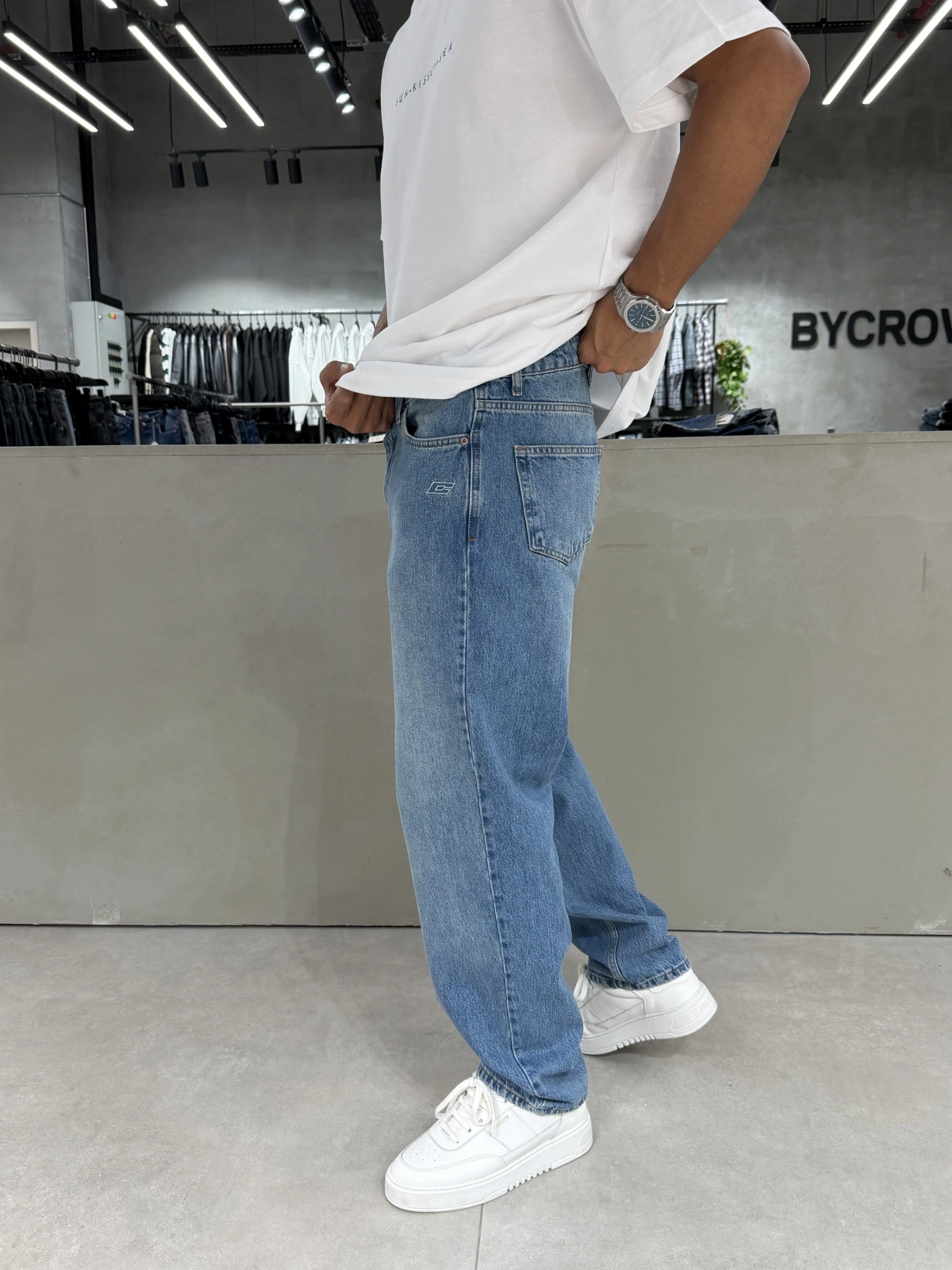 Mavi C Nakışlı Bol Kalıp Baggy Jean