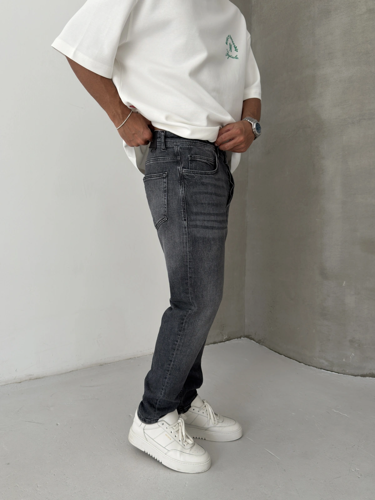 Antrasit Yıkamalı Effect Denim Boyfriend Jean