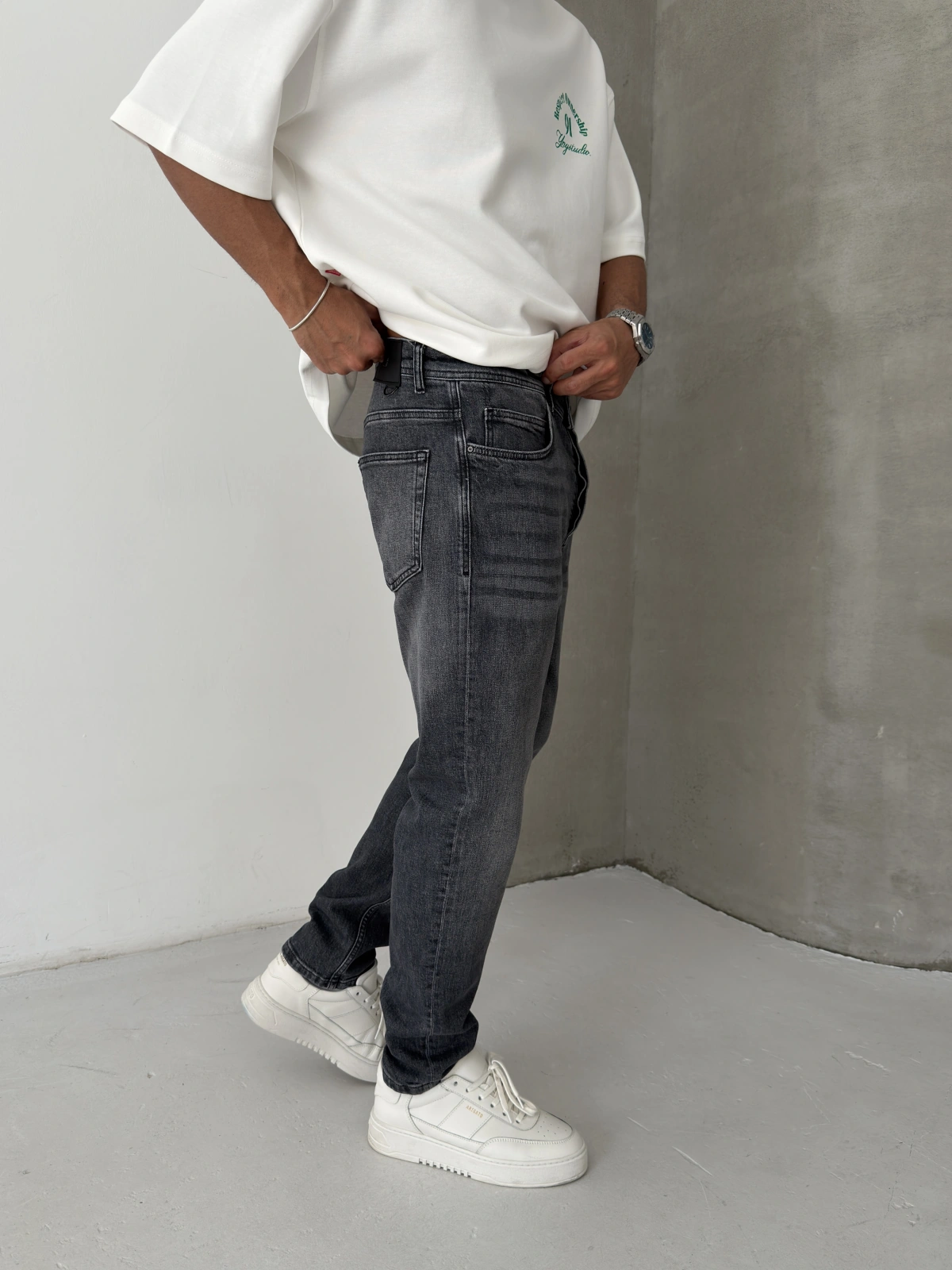 Antrasit Yıkamalı Effect Denim Boyfriend Jean