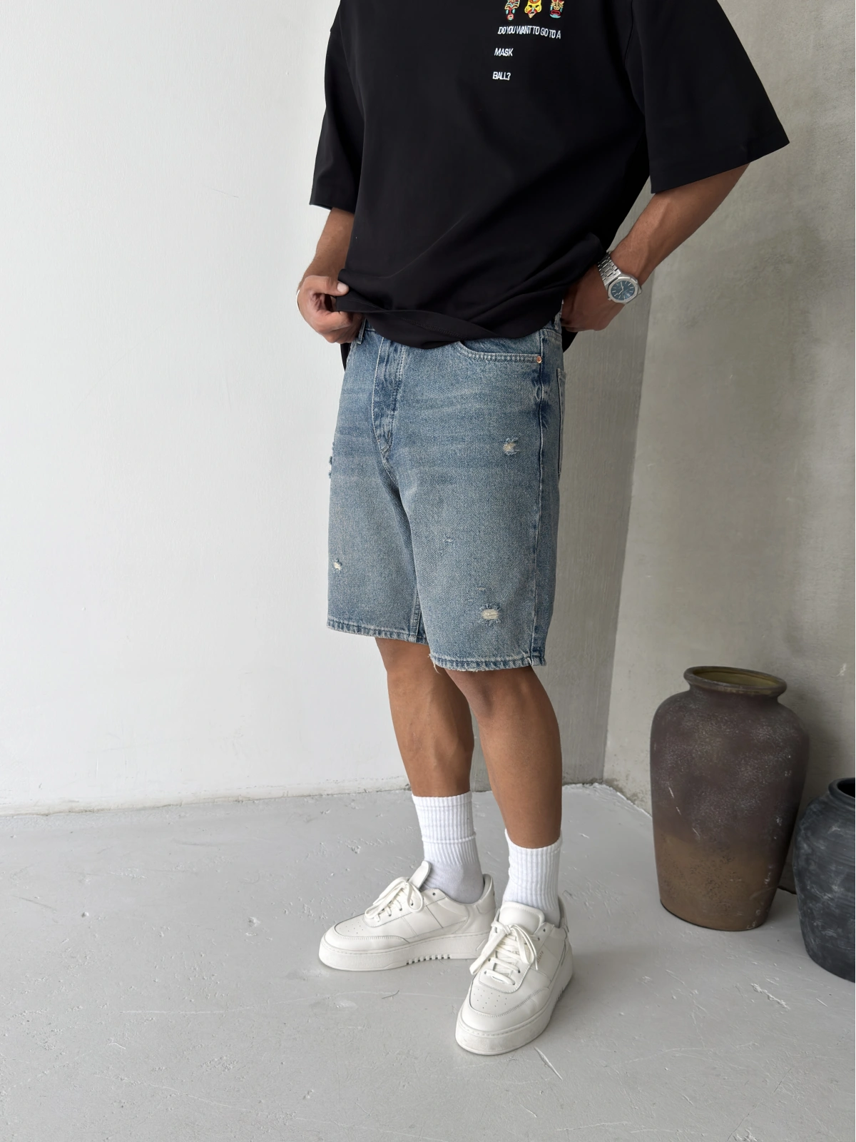 Mavi Yırtık Denim Bol Kalıp Şort