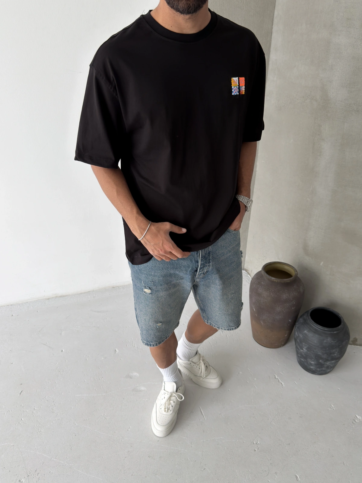 Siyah Etnik Minimal Baskılı Oversize T-shirt