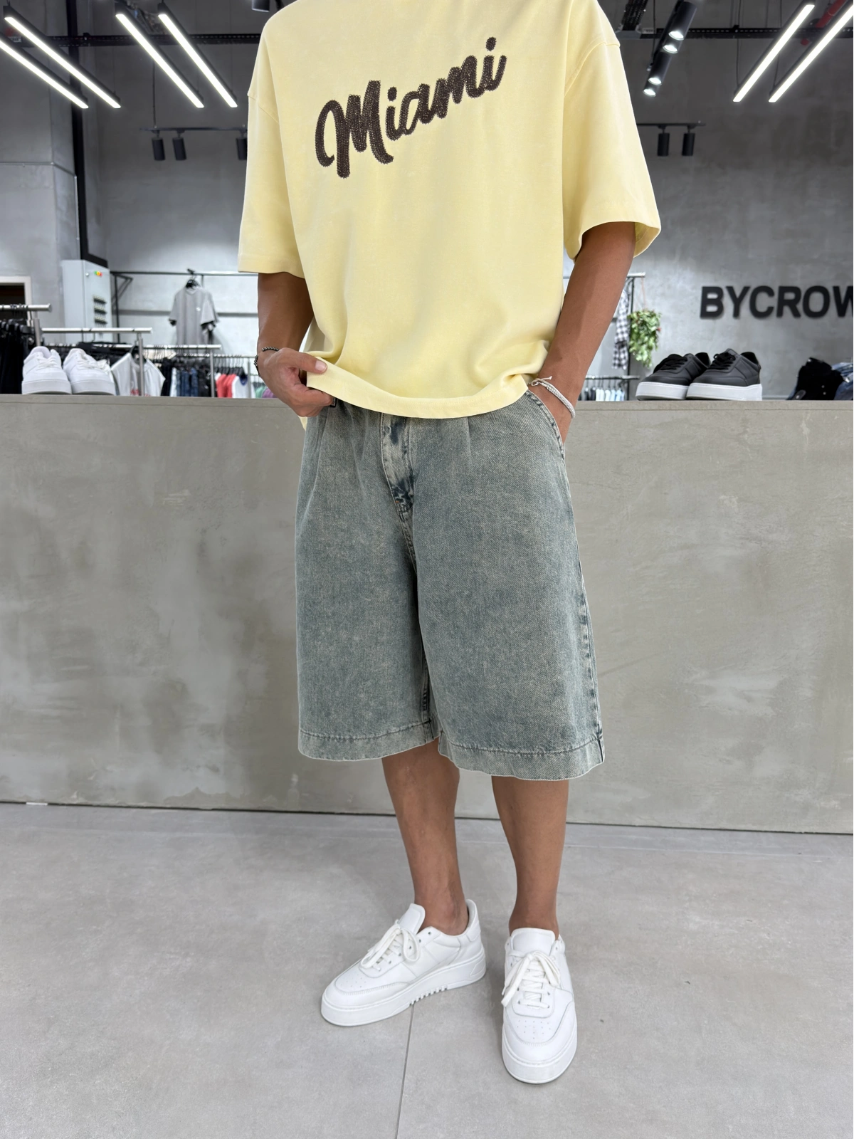 Eskitme Mavi Pileli Denim Baggy Şort