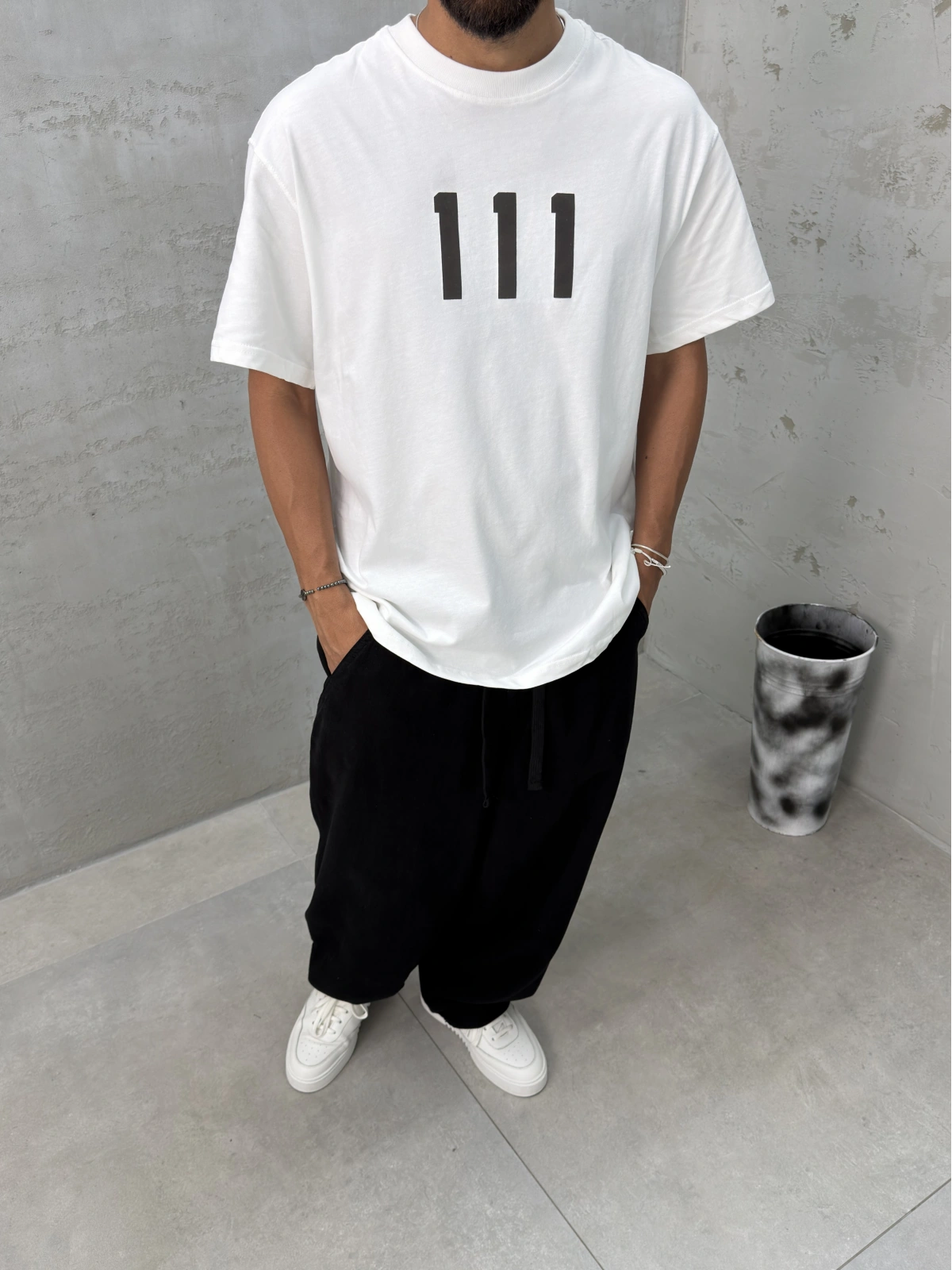 111 Beyaz Baskılı Oversize T-Shirt