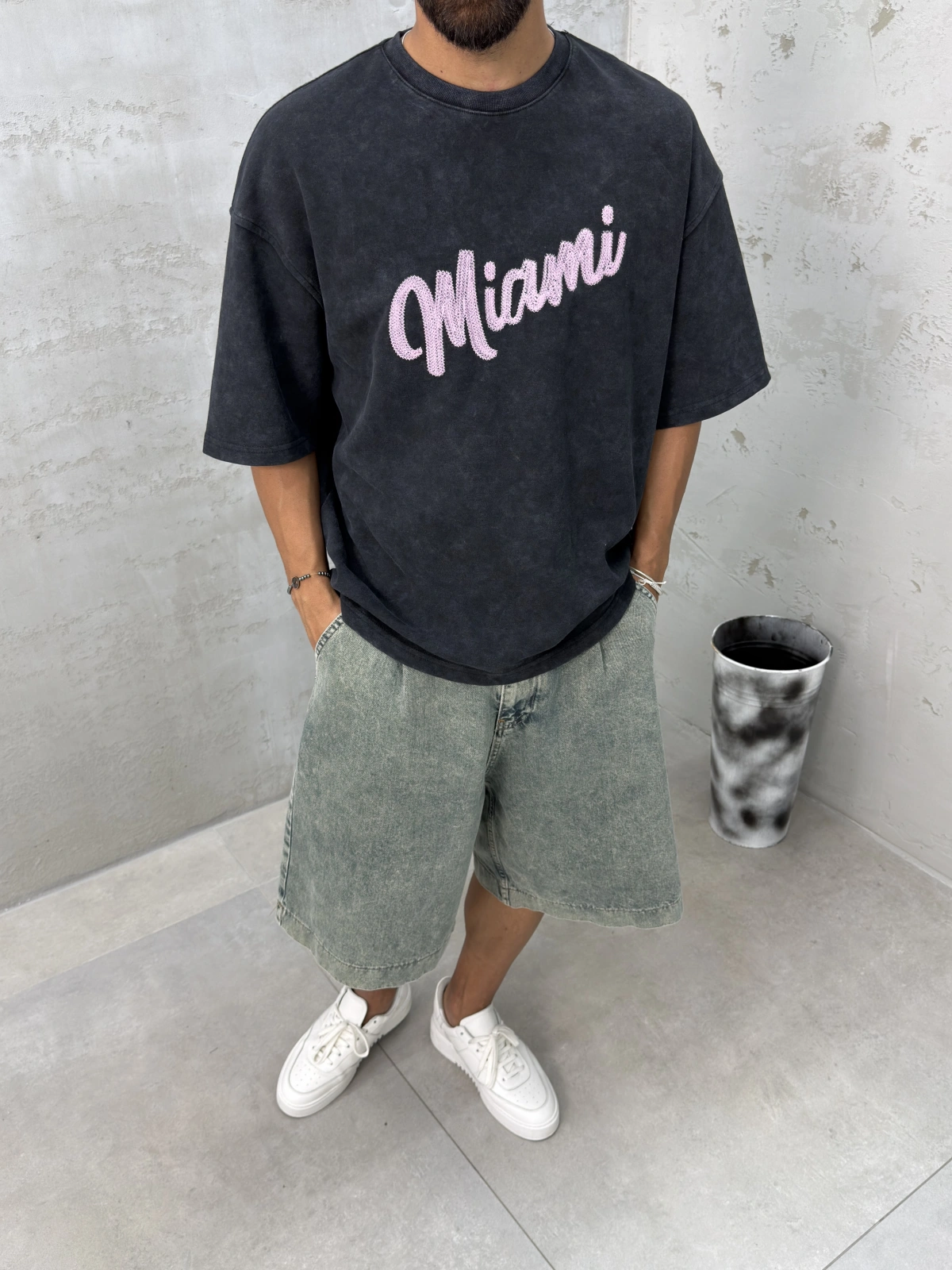 Siyah Yıkamalı Miami Oversize T-Shirt