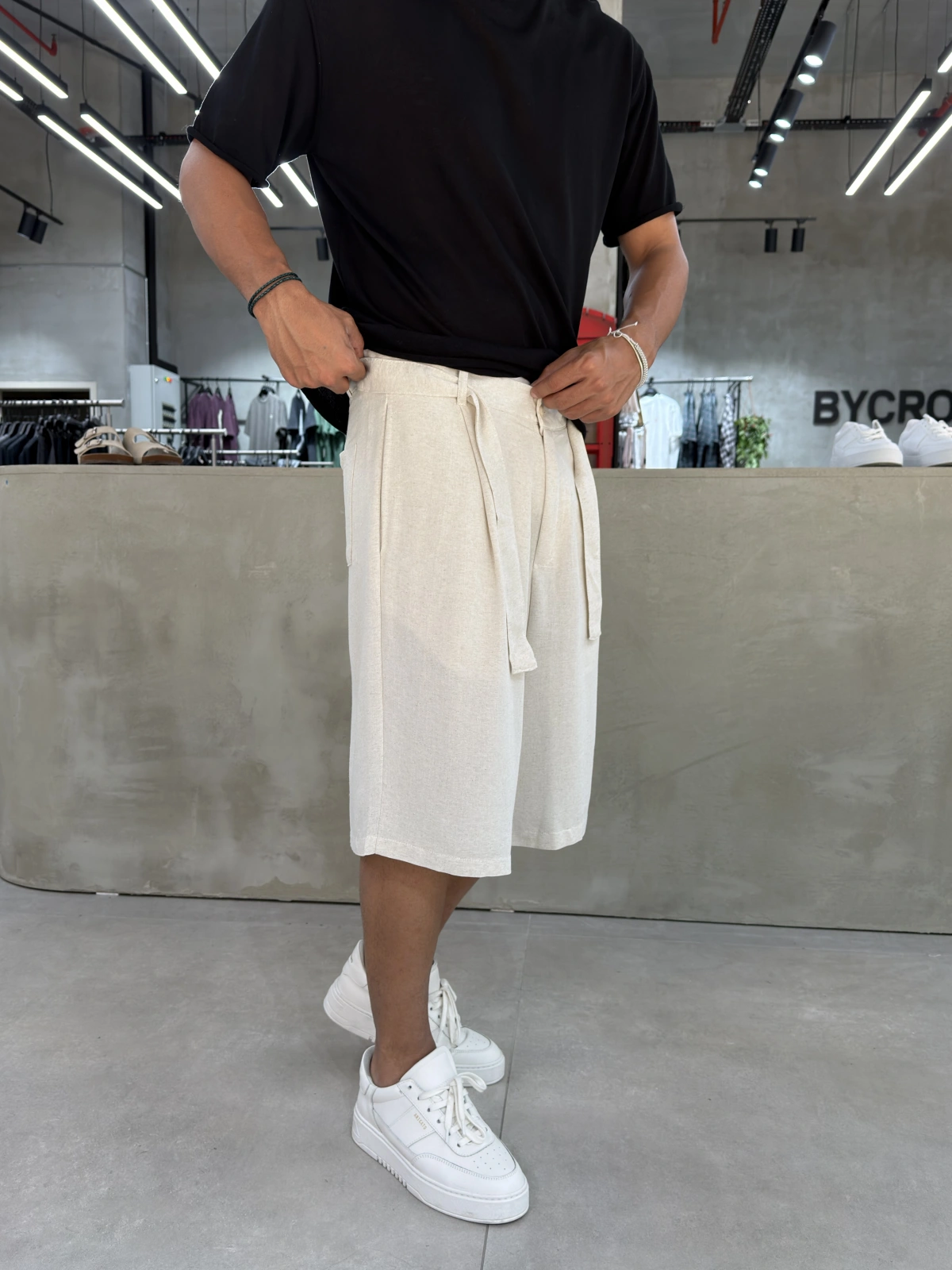 Krem Keten Bol Kalıp Baggy Şort
