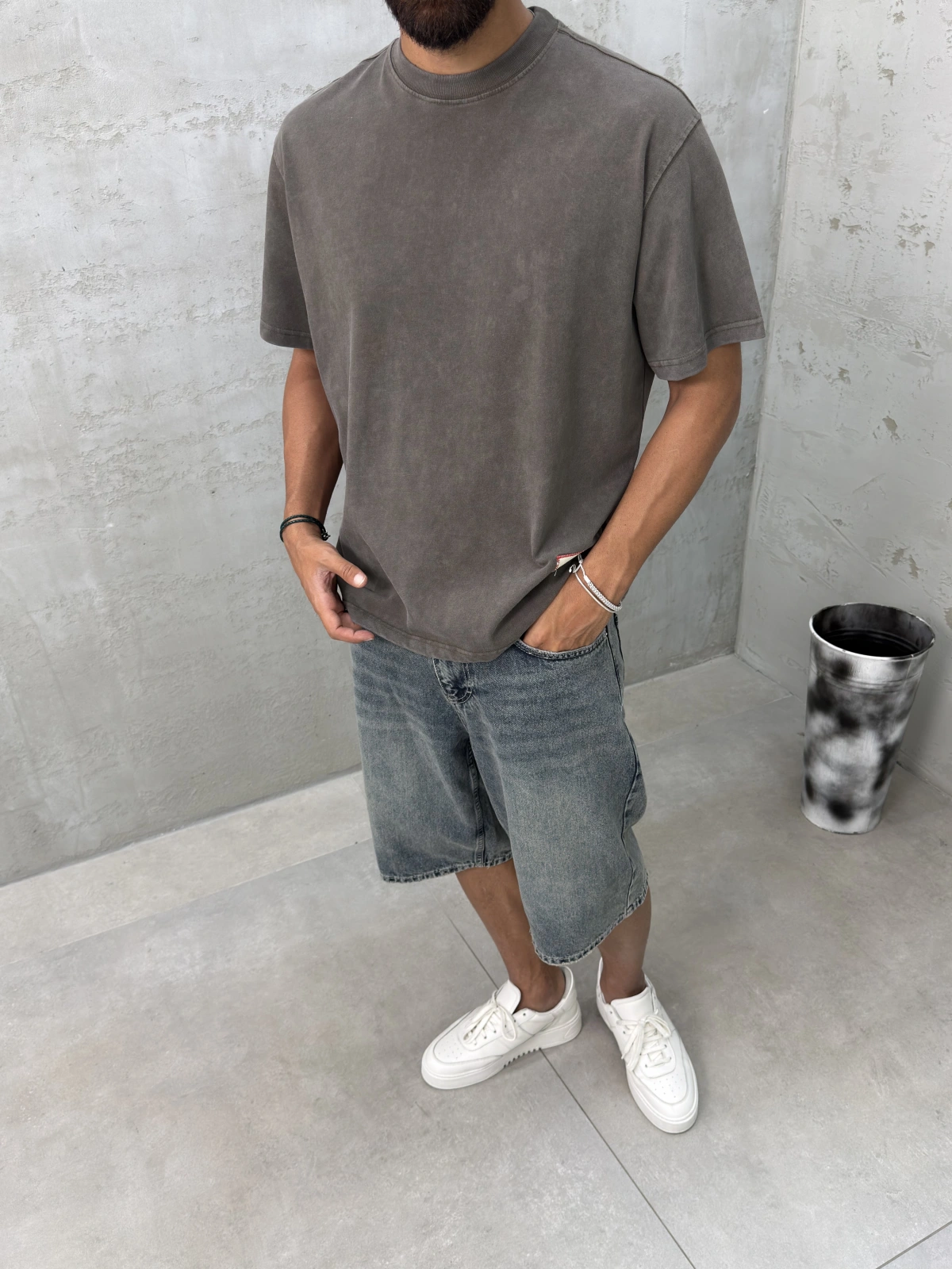 The Kahve Yıkamalı Oversize T-Shirt