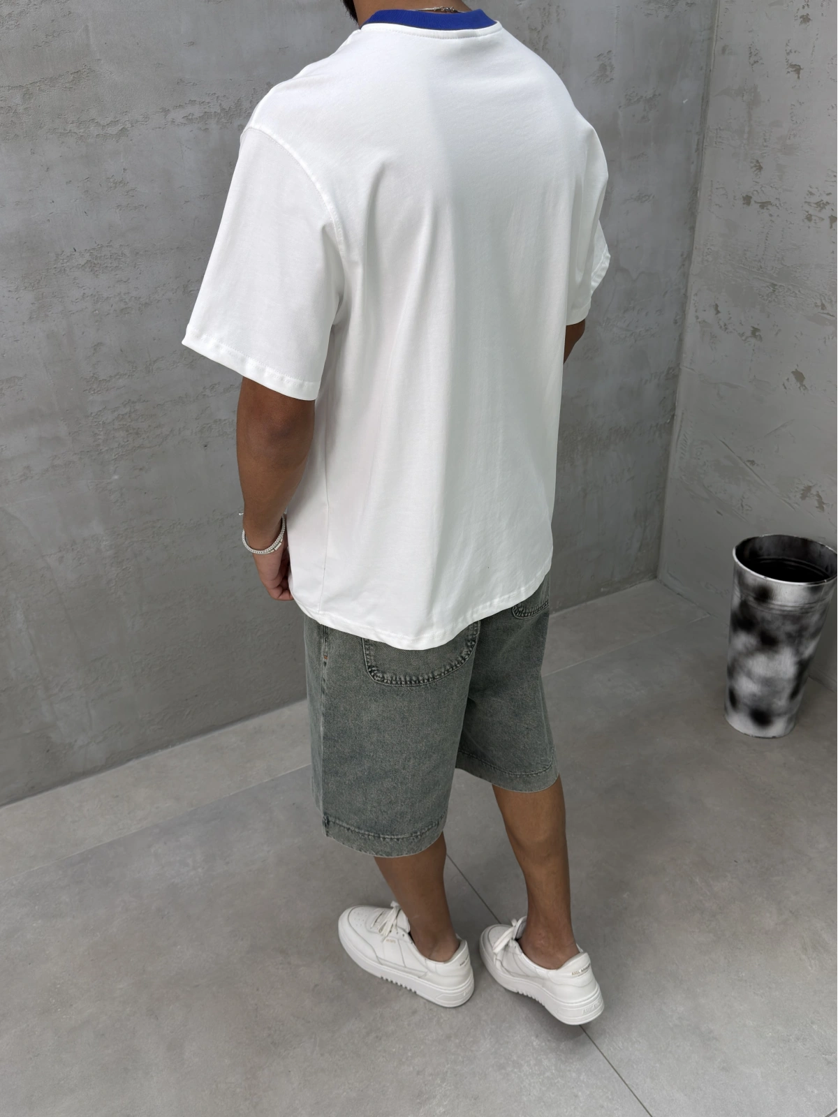 Mavi Yaka Detay Free Oversize T-Shirt