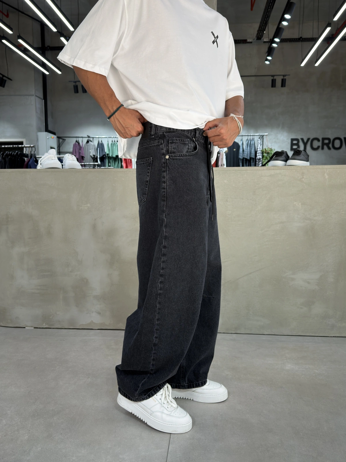 Siyah Yıkamalı Denim Süper Baggy