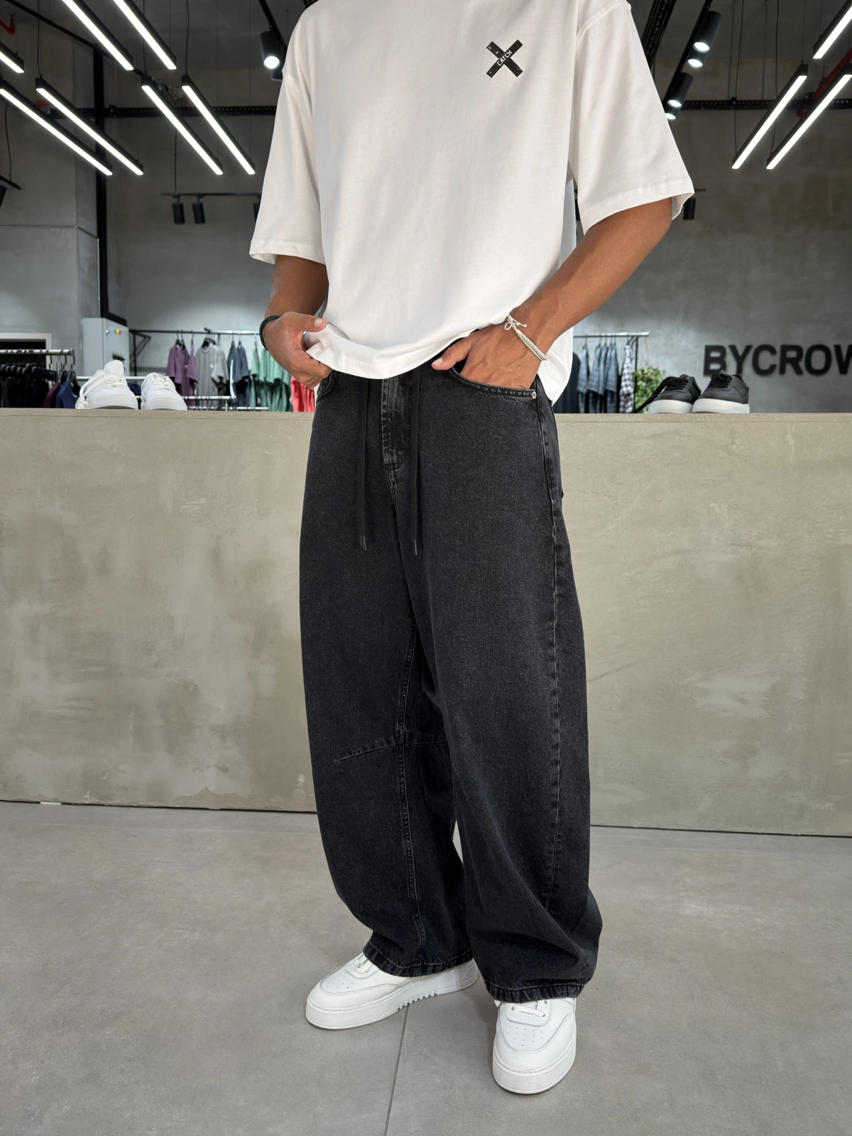Siyah Yıkamalı Denim Süper Baggy