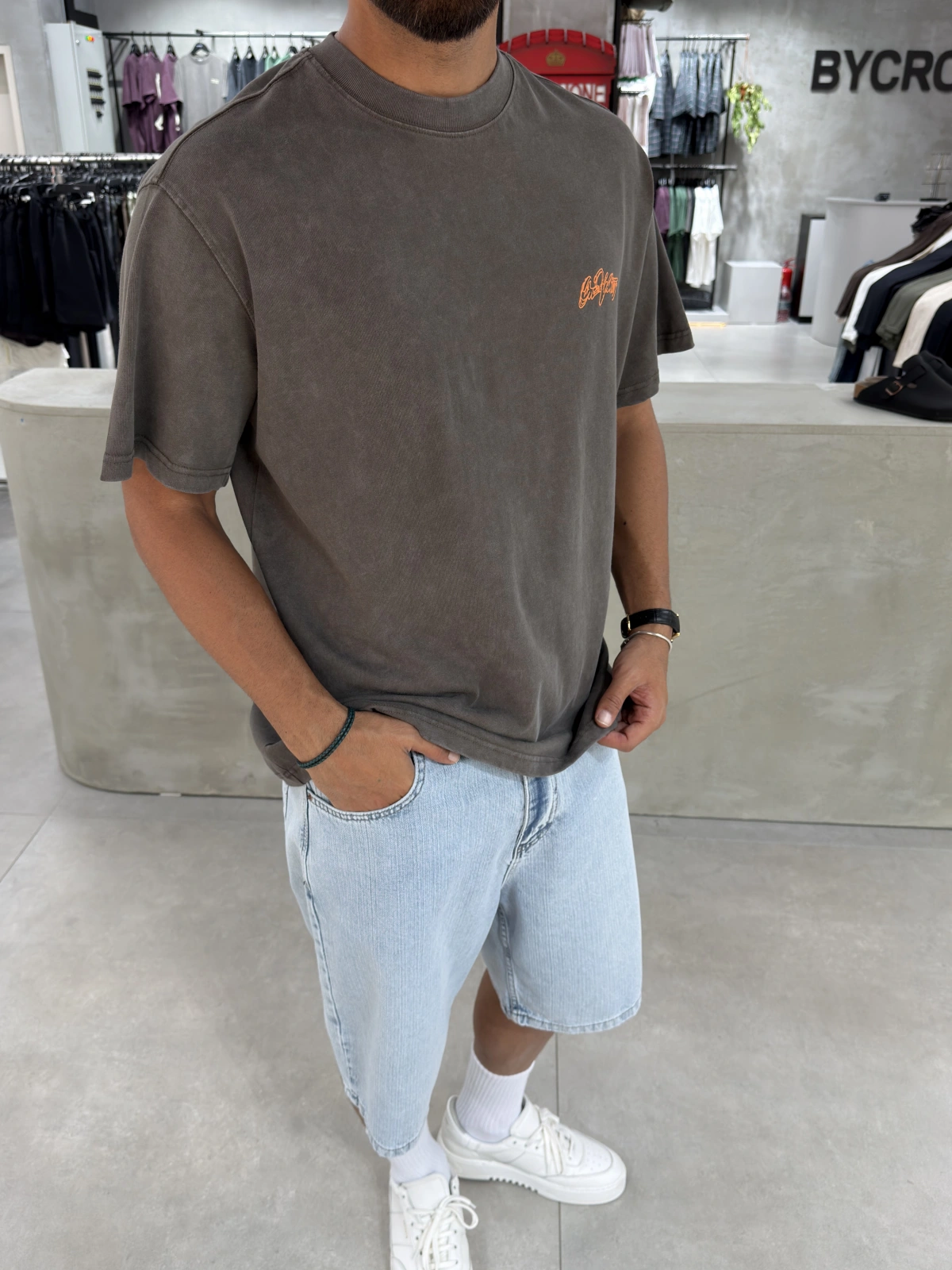 Kahve Heykel Baskı Oversize T-Shirt