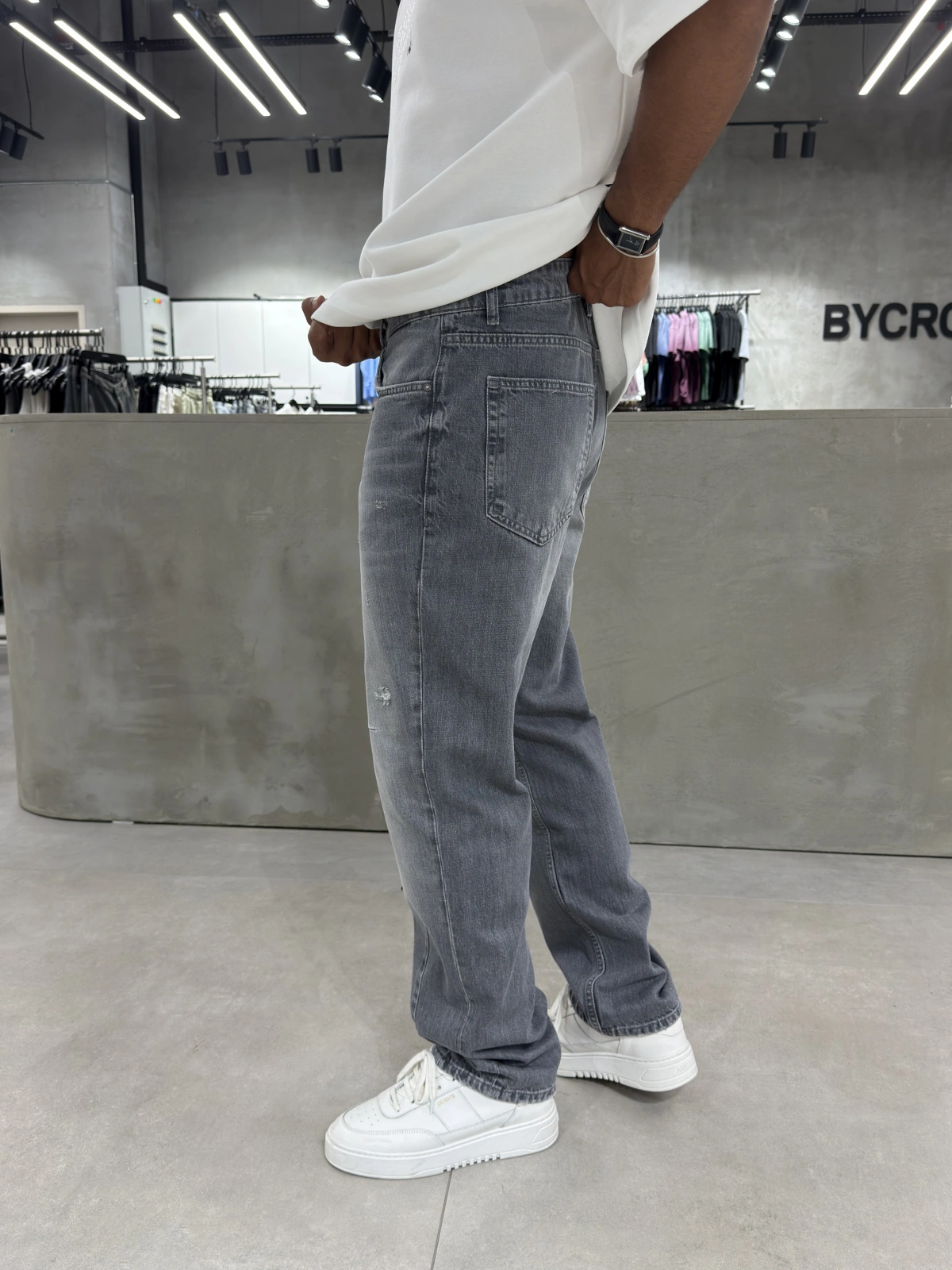 Gri Eskitme Yırtık Effect Baggy Jean