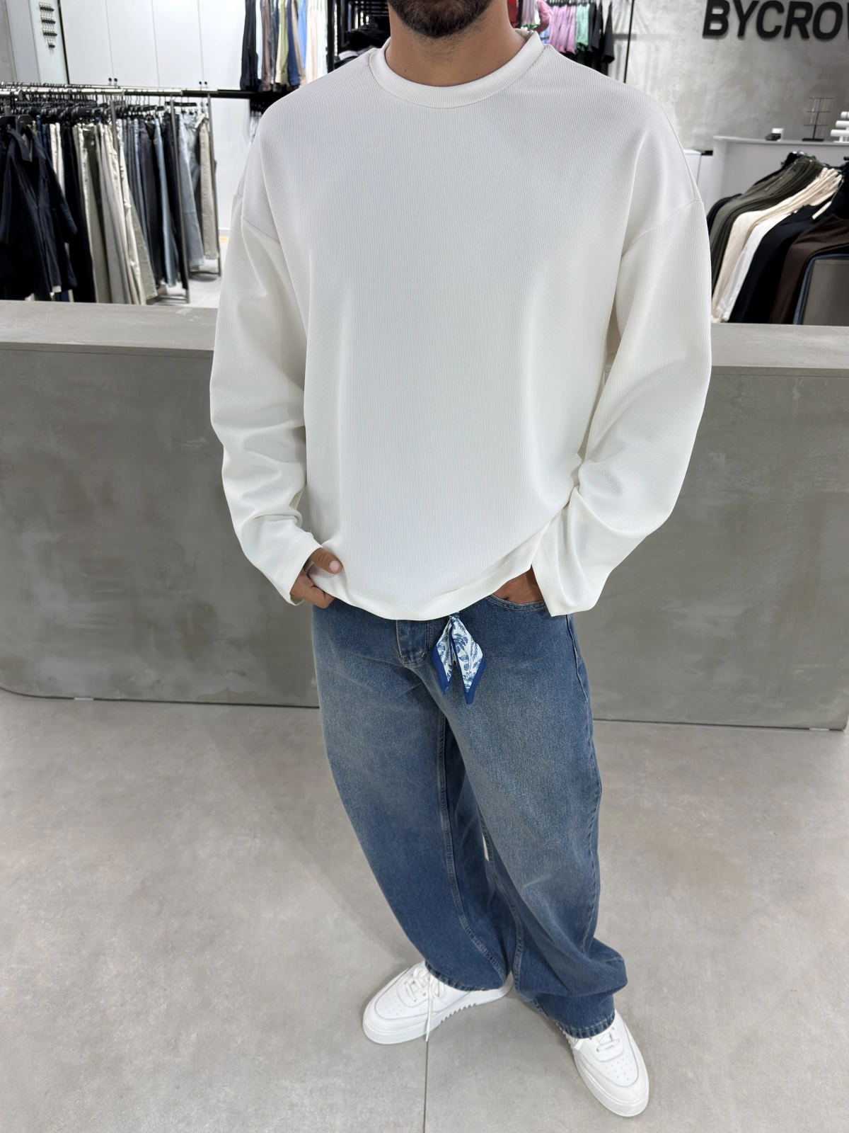 Beyaz Basic Fitilli Oversize Sweat