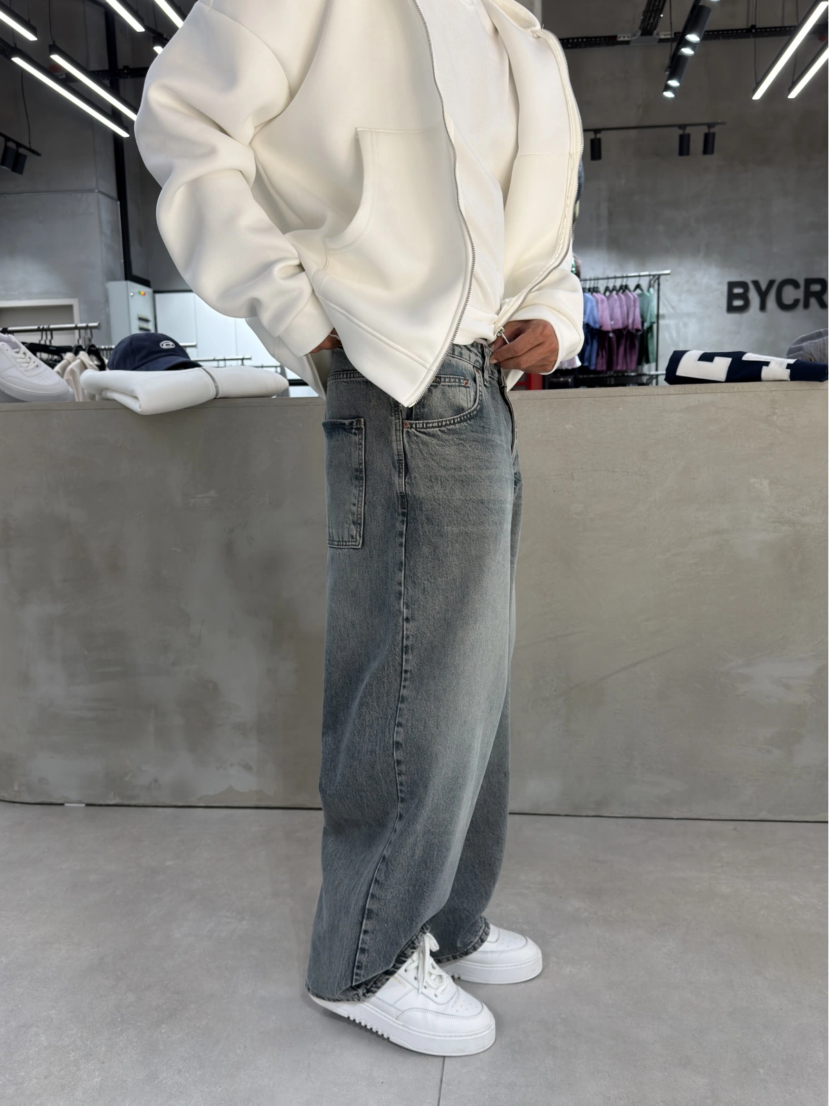 Mavi Yıkamalı Relax Baggy Jean