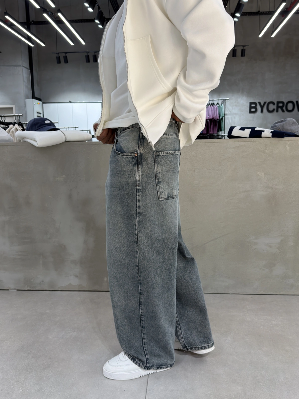 Mavi Yıkamalı Relax Baggy Jean