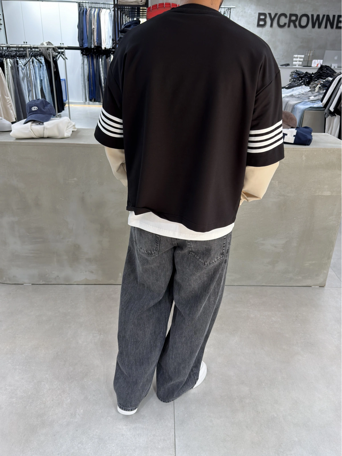 Siyah 24 Baskılı Oversize Sweat